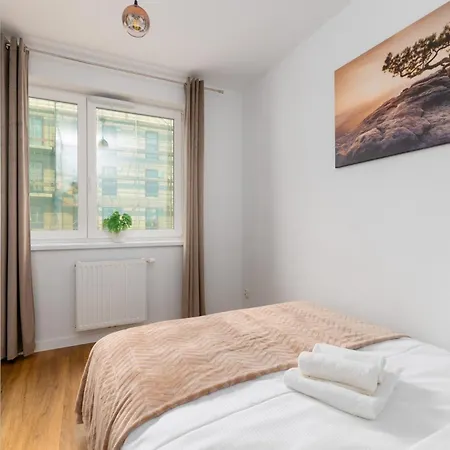 Park Skowroni Cosy By Bookinghost