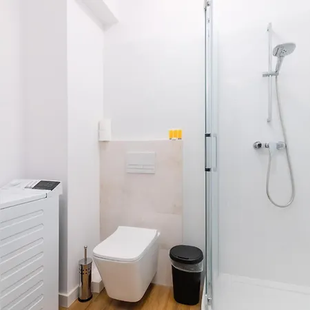 Park Skowroni Cosy By Bookinghost Wrocław