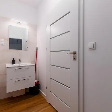 Park Skowroni Cosy By Bookinghost *