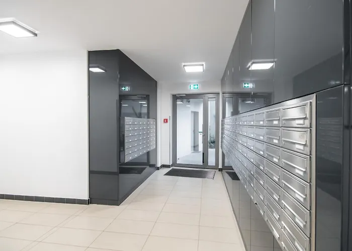 Апартаменти Park Skowroni Cosy By Bookinghost